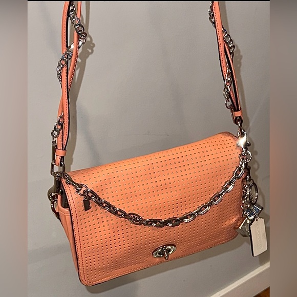 COACH PERFORATED CORAL CROSSBODY WITH ADDITIONAL ACCESSORIES - Picture 6 of 14